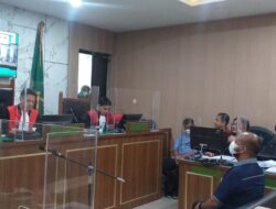 Orang-orang Suruhan Fahd El Fouz Arafiq Dibombardir Saat Sidang
