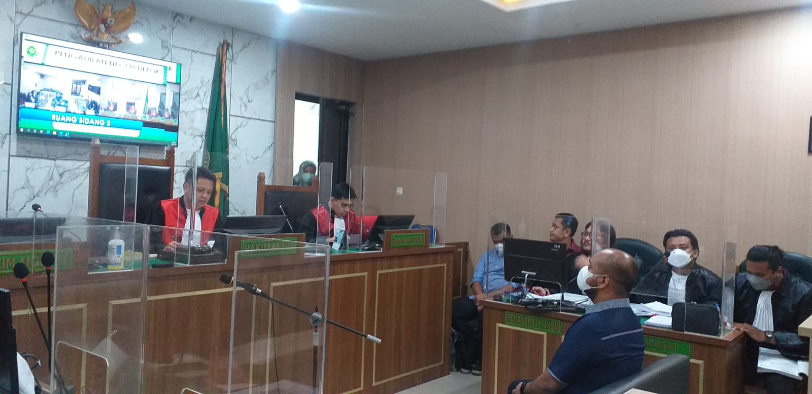 Orang-orang Suruhan Fahd El Fouz Arafiq Dibombardir Saat Sidang 1 IMG 20221222 WA0060