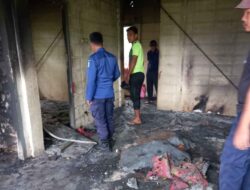 Ditinggal Pemilik, Satu Unit Rumah Milik Warga Kampung Aie Terbakar