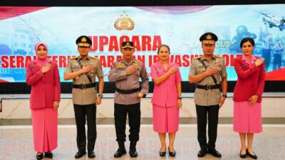 Kapolri Gelorakan Kepercayaan Publik saat Pimpin Sertijab Irwasum