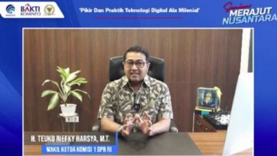 Isi Seminar Pikir dan Praktik Teknologi Digital Ala Milenial Teuku Riefky Kaum Milenial Tombak Pembangunan Nasional