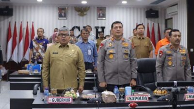 POLDA ACEH DAN SEKDA ACEH IKUT RAPAT RAKERNIS