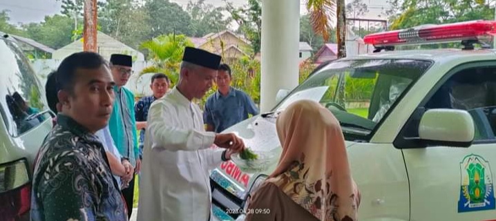 Pemkab Simeulue Serahkan Dua Unit Ambulance Baru ke Pukesmas Alus-Alus 1 IMG 20230428 201145