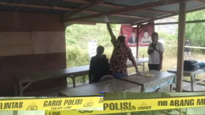 pria tewas tergantung