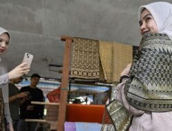 Bangga Jadi Wastra Aceh, Ini Harapan Kabid Bahasa dan Seni Disbudpar Aceh