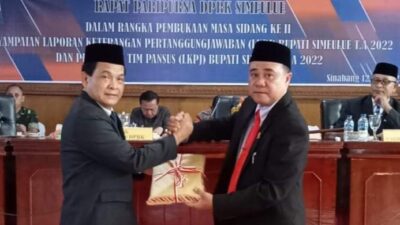Pj Bupati Hadiri Paripurna Penyampaian Laporan LKPJ Bupati Simeulue dan Penetapan Tim Pansus