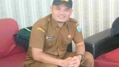 Kpala Sekolah SATAP PULAU TEUPAH Safii S.Pd