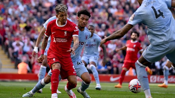 Tertinggal 0-1 di Babak I Liverpool vs Aston Villa 1 Liverpool vs Aston villa