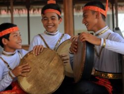 Mengenal Alat Musik Tradisional Aceh Rapai Yang Eksis Hingga Sekarang