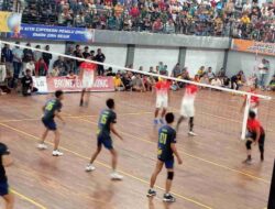 Tim Polres Abar VC Pukul Telak Mifa VC pada Turnamen Bola Voli Cup II
