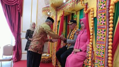 Pj Sekda Simeulue Sambut dan Pesijuek Kapolres Baru AKBP Sujoko 2 FB IMG 1689397900881