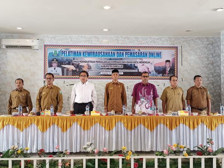 Buka Pelatihan Kewirausahaan dan Pemasaran Online, Pj Sekda Ingatkan Pelaku Usaha Pastikan Produk Aman dan Halal 1 FB IMG 1690174047207