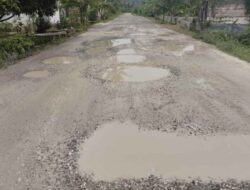 Akses Jalan Masyarakat Kecamatan Simeulue Barat Memprihatinkan