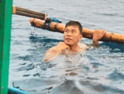 Mesin Rusak 5 Guru SD SMP Negeri Satap Pulau Teupah Terkantung Kantung di Tengah Laut