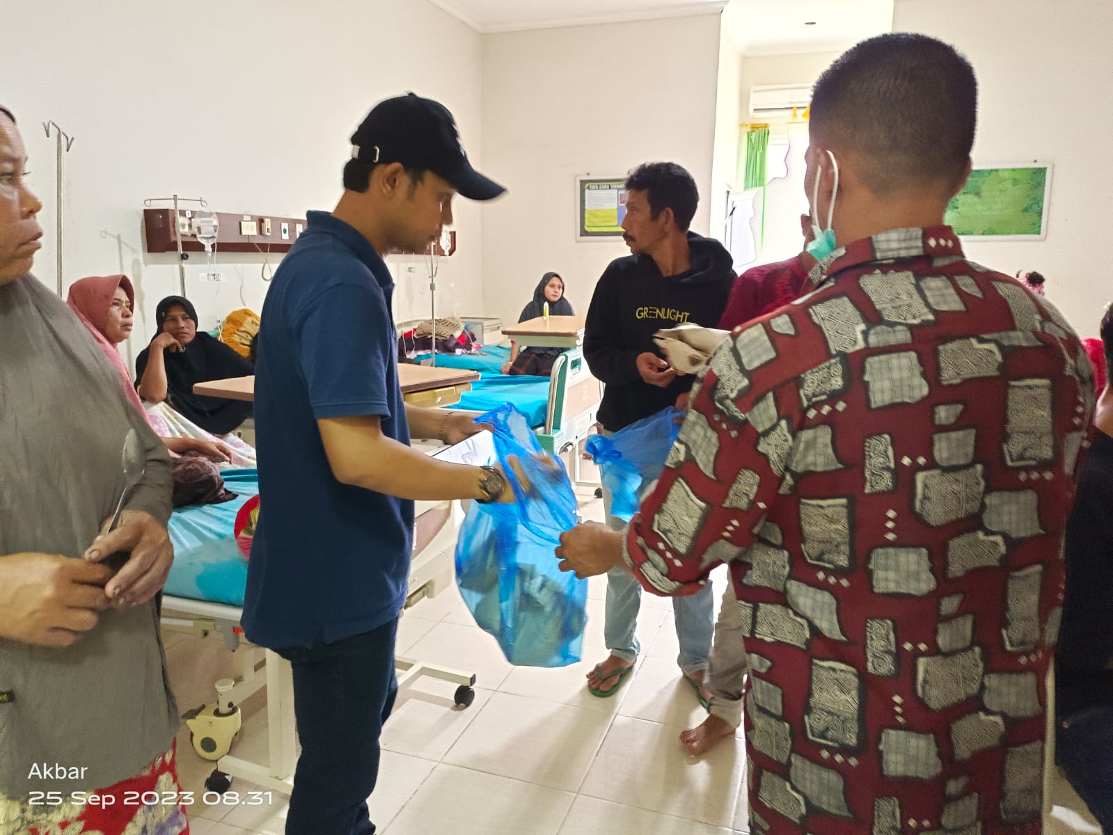 PT Medco Kerahkan Tim Kesehatan Tangani Warga Yang Terpapar Gas Beracun 1 pt