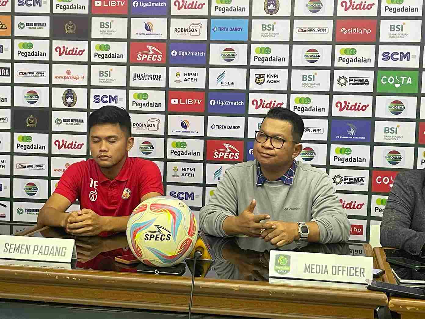 pelatih-semen-padang-fc