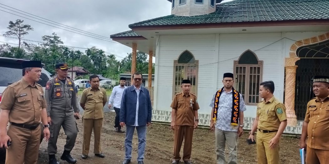 Tim Pemerintah Aceh Tinjau Persiapan Lokasi MTQ ke 36 di Simeulue 1 tim-pemerintah-aceh