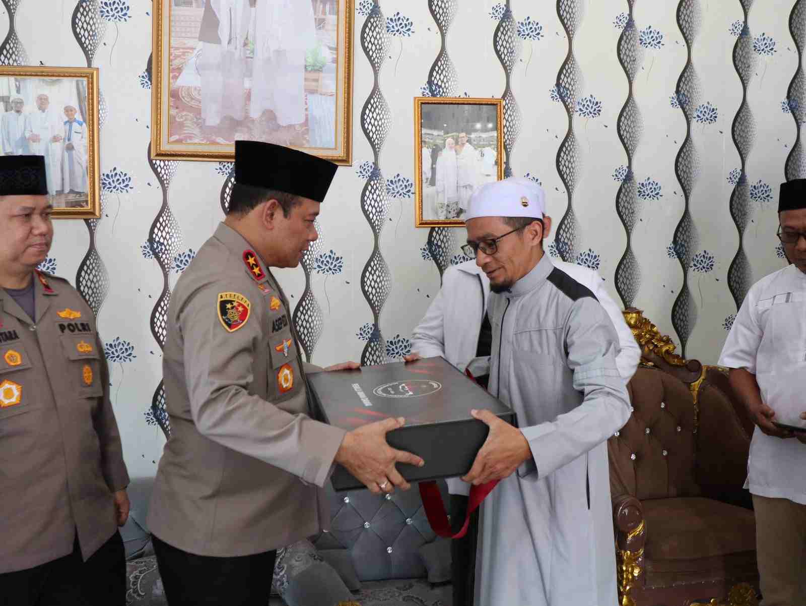 Ketua Ponpes Daarul Falah Ciamis