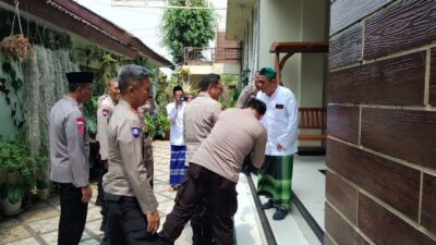 Silaturahmi Tim ONCS ke Kediaman Habib Umar