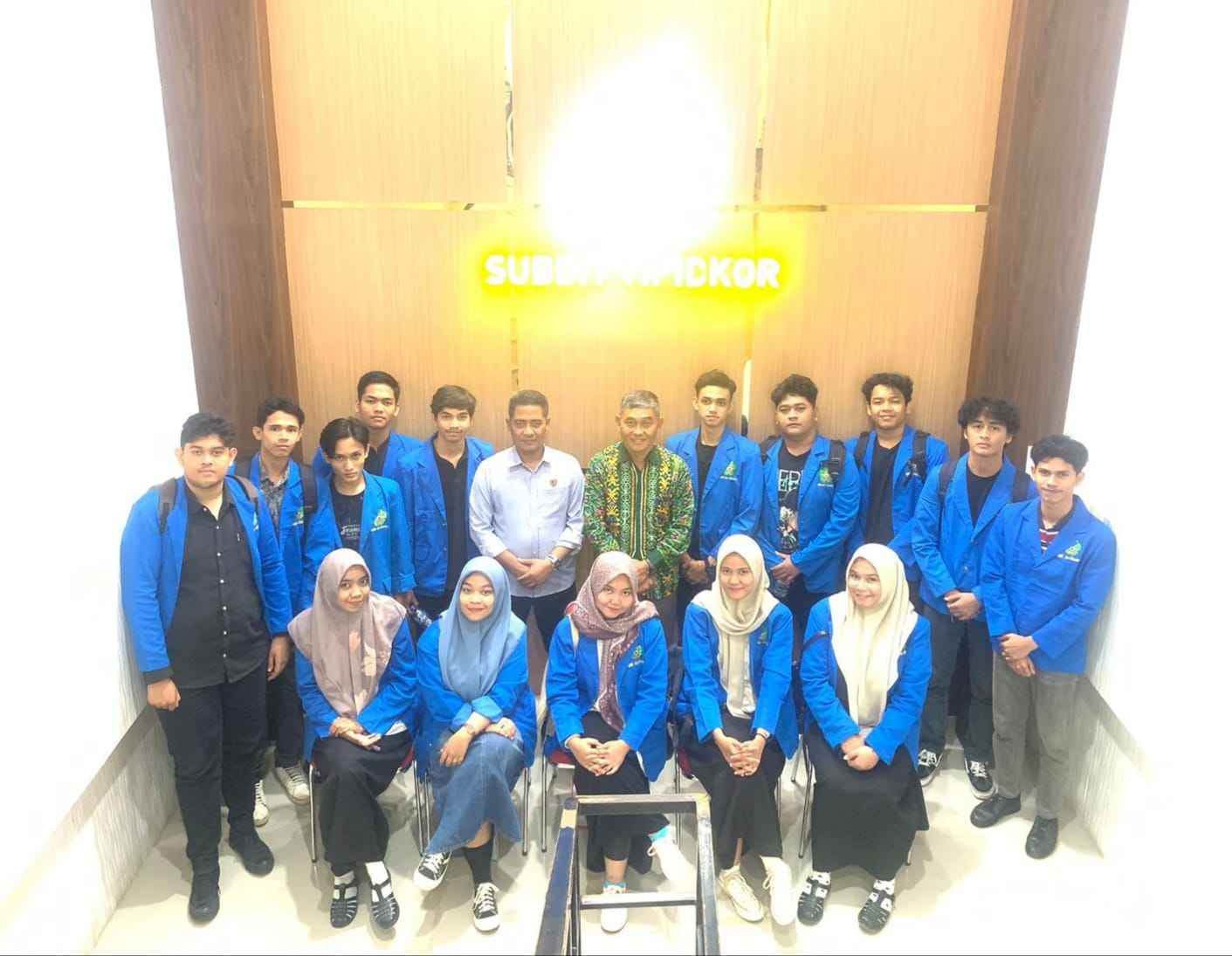 mahasiswa-hukum-uinar-tipikor-polda-aceh-audiensi