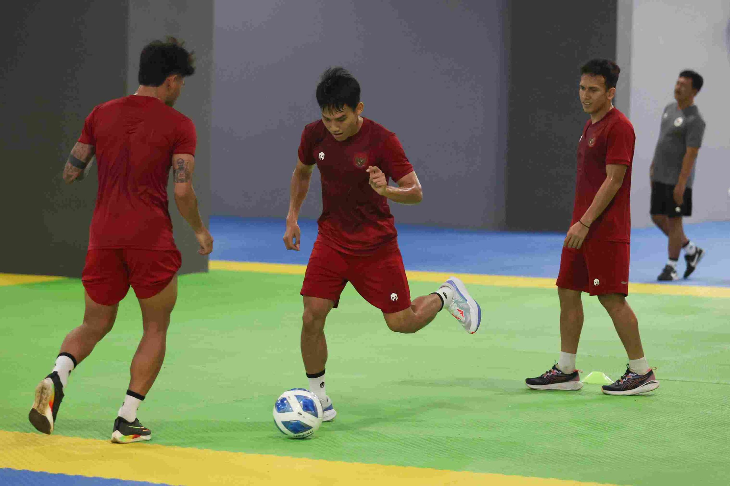 tim garuda gagal melakukan official training