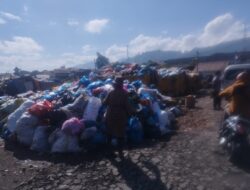 Blokir Akses TPA, Ratusan Ton Sampah Menumpuk di Takengon
