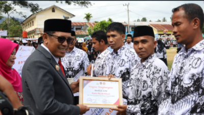 Pimpin Peringatan HGN, Kadisdik Aceh: Guru Adalah Jantung Pendidikan