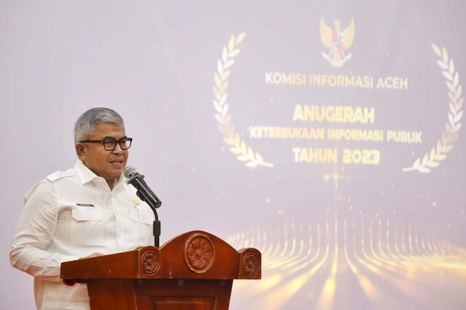 sekda-aceh-bustami-hamzah