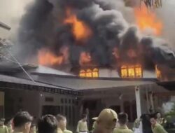 Pesantren Babul Maghfirah Aceh Besar Terbakar
