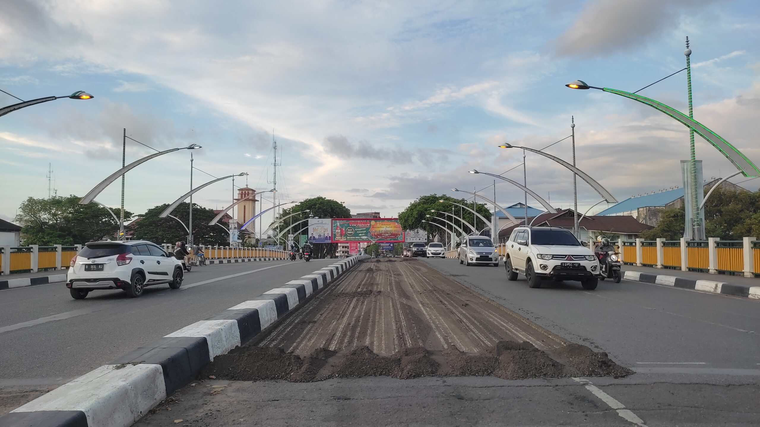 Banda Aceh Mulai Perbaiki Jalan Rusak Jelang PON XXI 1 jalan-banda-aceh