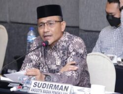 Haji Uma Minta BSI Dievaluasi Menyeluruh