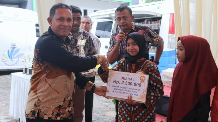 MIN 27 Aceh Besar Juara Satu Lomba Bertutur 1 20240629 img 8228