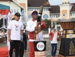 Tiba di Aceh Utara, Kirab Api PON Disambut Upacara