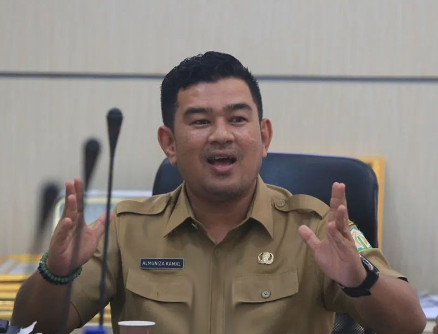 20241102 654 06 almuniza kamal