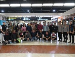 21 WNI Korban TPPO Yang Dipulangkan dari Myanmar Tiba di Tanah Air