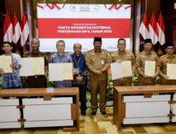 Penjabat Gubernur Aceh Serahkan DIPA dan TKD 2025 Rp 46,98 Triliun