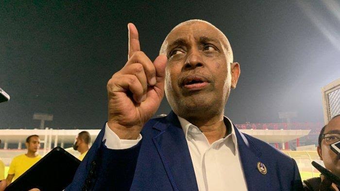 PSSI Izinkan Suporter Kibarkan Bendera Palestina dari Bangku dan Tribune Stadion 1 Ahmad Riyadh