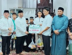 Safari Ramadhan di Langsa, Kasatpol PP dan WH Aceh Serahkan Santunan Anak Yatim