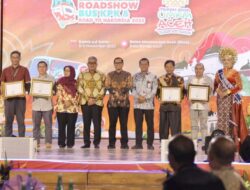 Pemerintah Aceh Raih Stand Terbaik Road Show Bus KPK