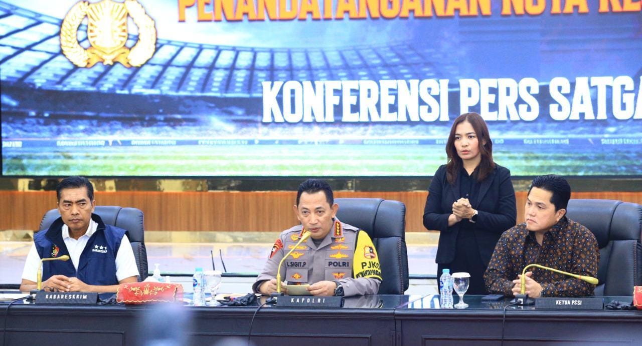 Polisi Tangkap Empat Tersangka Penyedia Situs Judi Bola 1 kapolri