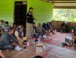 Ahmad Danion Hadiri Kenduri Manok Ahai di Desa Lambaya