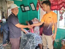 Ahmad Danion Beri Kursi Roda Kepada Ajiar Rumba Yang Alami Lumpuh