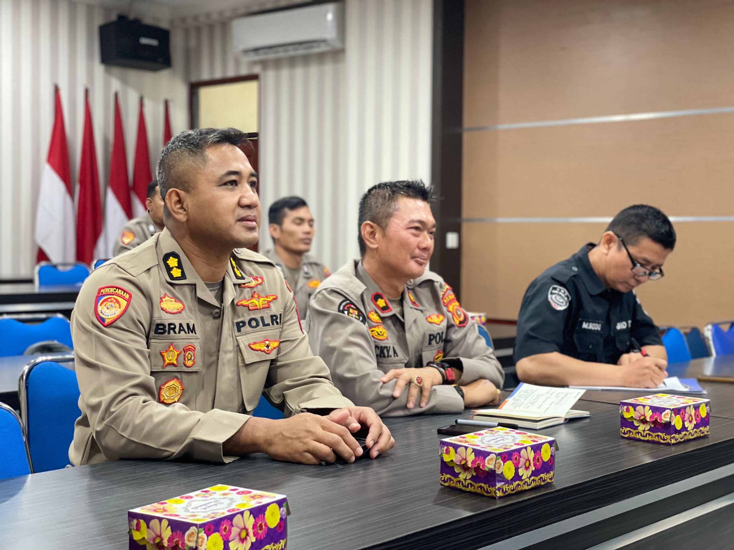 Kabid TIK Polda Aceh Pimpin Anev Mingguan Program Beyond Trust Presisi Secara Virtual 1 IMG 20240521 WA0004 scaled