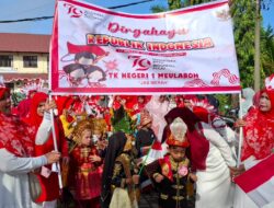 Ratusan Pelajar di Aceh Barat Ikut Karnaval HUT RI