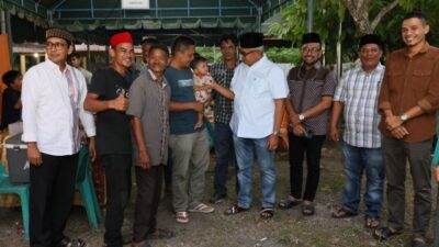 Pj Gubernur Aceh Takziah ke Rumah Duka Mantan Bupati Pidie