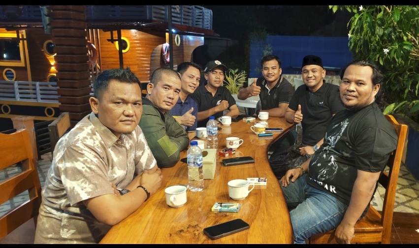 Ketua PWI Simeulue Sampaikan Aspirasi Kebutuhan Peralatan Peliputan kepada Jamaludin Idham 1 Screenshot 20261027 103715
