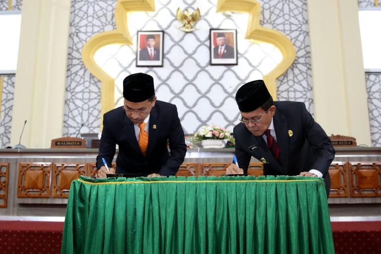 pengesahan-rapbk-banda-aceh