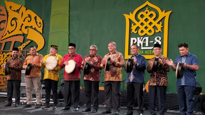 Pekan Kebudayaan Aceh ke-8 Resmi Ditutup 1 penutupan-pekan-kebudayaan-aceh-ke-8