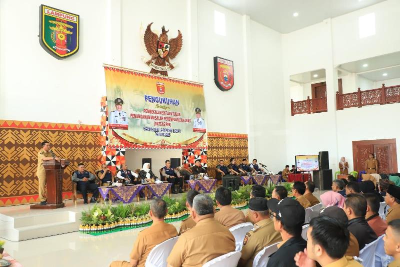 perempuan dan anak 1