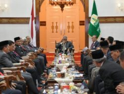 Pj Gubernur Pimpin RUPS, Bank Aceh Diminta Berperan Aktif Sukseskan PON XXI